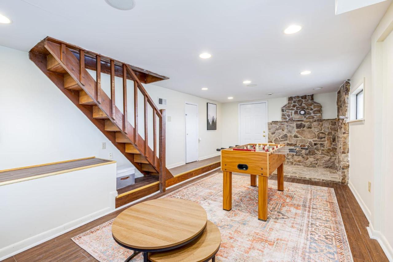 Amazing Views, Hot Tub, Fire Pit, Deck & Fireplace Inwood Luaran gambar