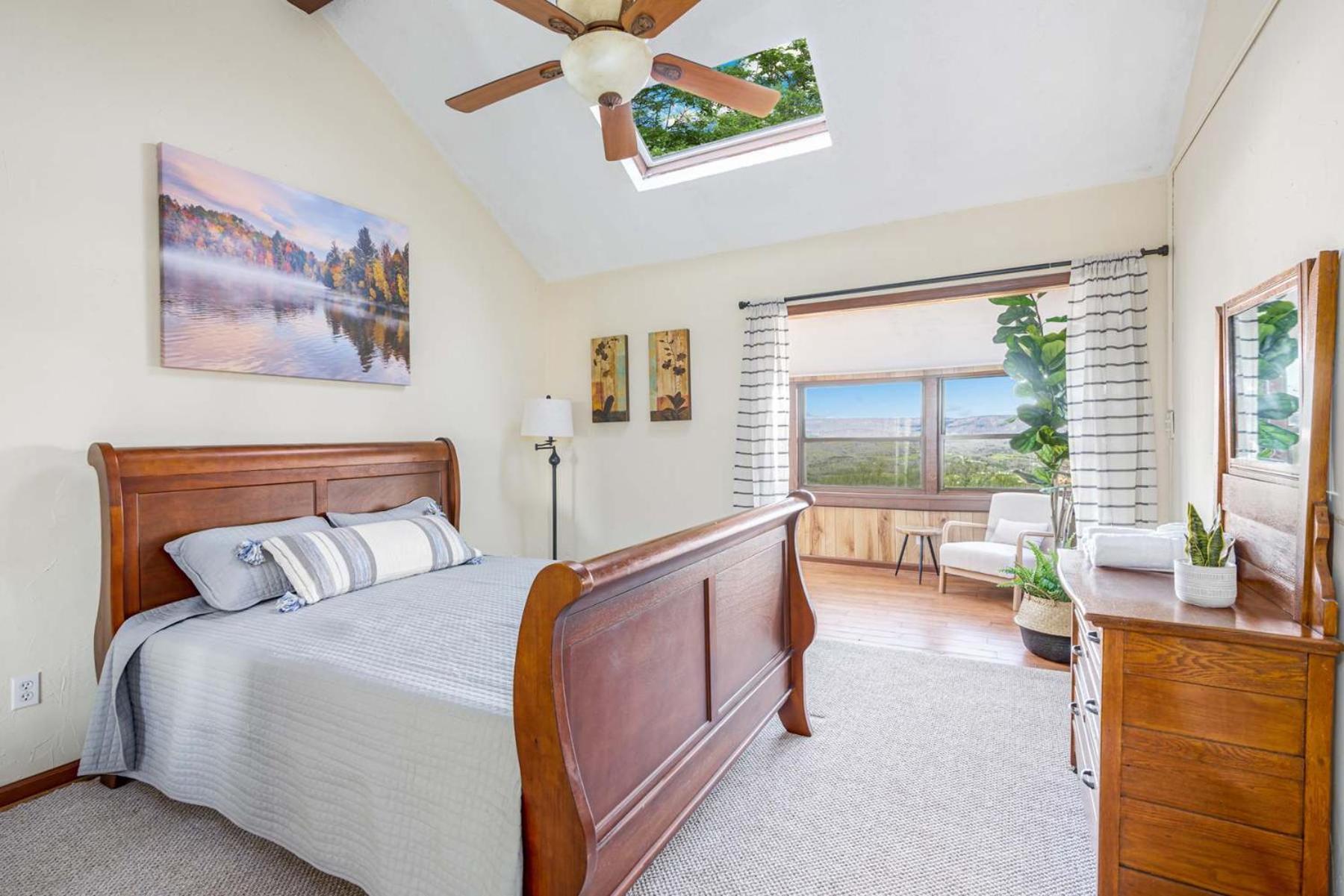 Amazing Views, Hot Tub, Fire Pit, Deck & Fireplace Inwood Luaran gambar