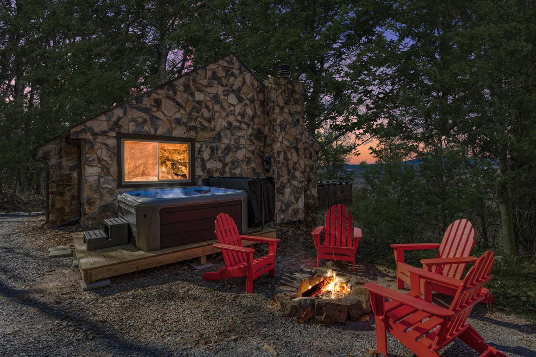 Amazing Views, Hot Tub, Fire Pit, Deck & Fireplace Inwood Luaran gambar