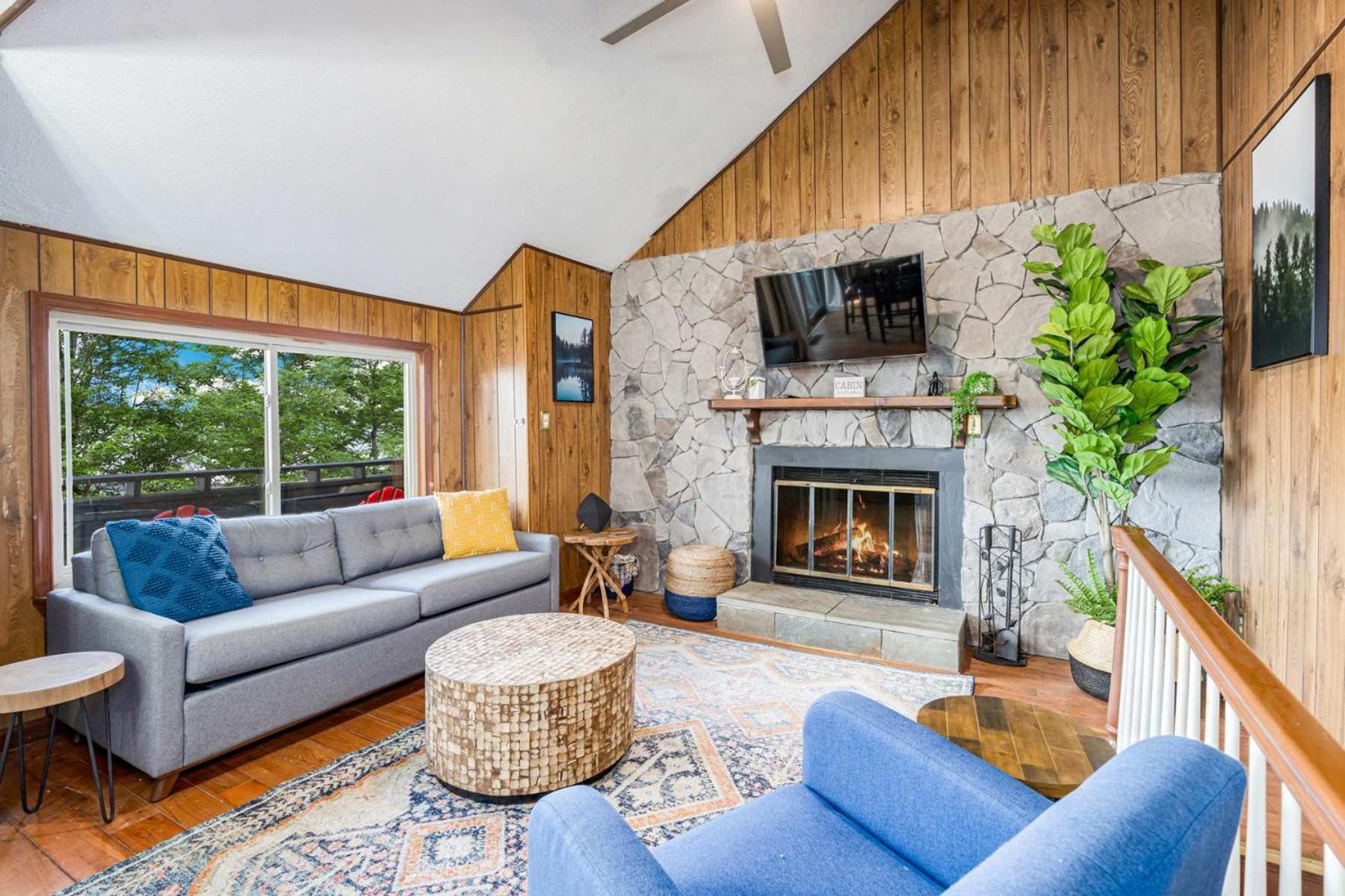 Amazing Views, Hot Tub, Fire Pit, Deck & Fireplace Inwood Luaran gambar